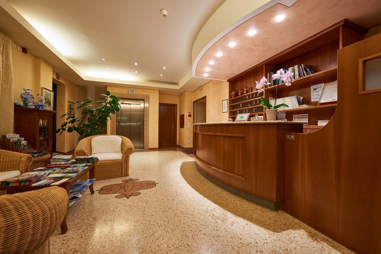 Belvedere Hotel Torri Del Benaco